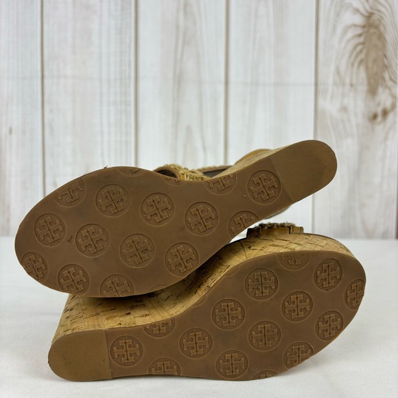 Tory Burch Lucian Sandals Leather Gold Chain Strappy Platform Wedges Tan Size 6 - Picture 12 of 15